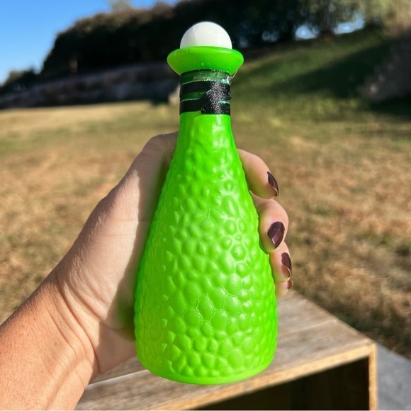 NEW Potion Spell Bottle - EYE OF NEWT - Apothecary Jar Halloween Home decor - Picture 6 of 10